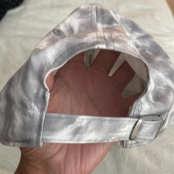 Tie dyed New York Yankees baseball cap - never used unisex - Picture 2 of 4